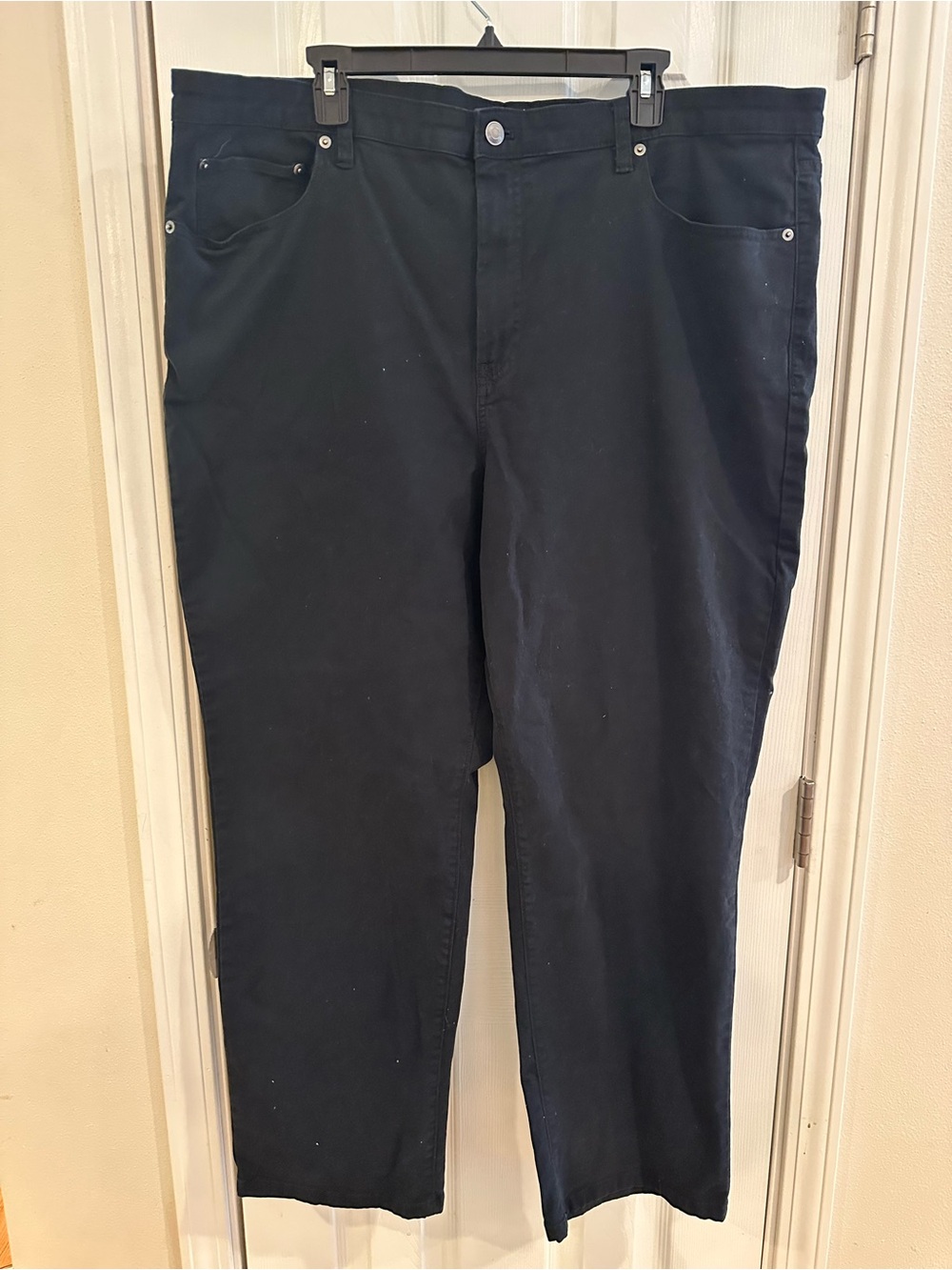 Amazon Essentials Men's Relaxed-Fit Jeans Black 42x30